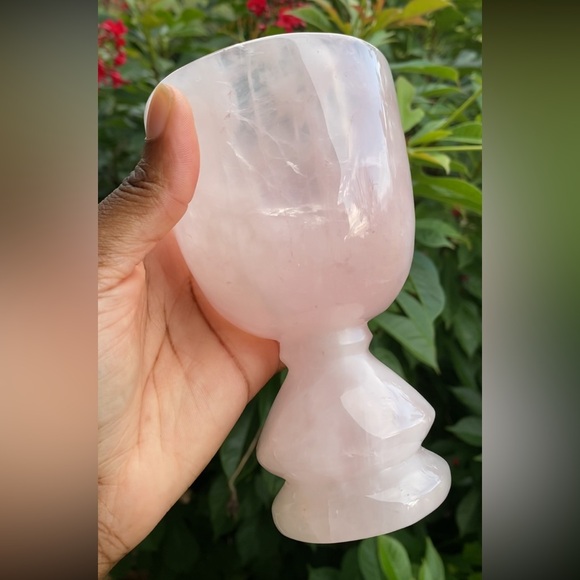 Rose Quartz Chalice/Cup - Picture 4 of 7